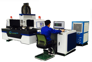 máquina de corte a laser de fibra RWL-3015B 